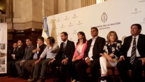 rodolfo-pino_distincion-gobernador-enrique-tomas-cresto-5